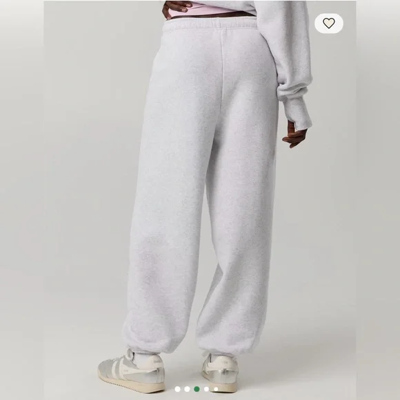 NWT Offline By Aerie Cloud Fleece Baggy Jogger - Picture 2 of 3